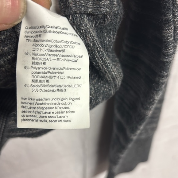 Bosd Hugo Boss Men’s Grey charcoal V-neck Sweater Cotton Blend Size Large - Picture 5 of 10